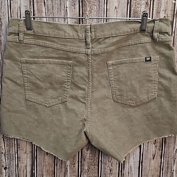 NWT GAP Corduroy Cut-Off Shorts Sz.12 - Picture 3 of 6